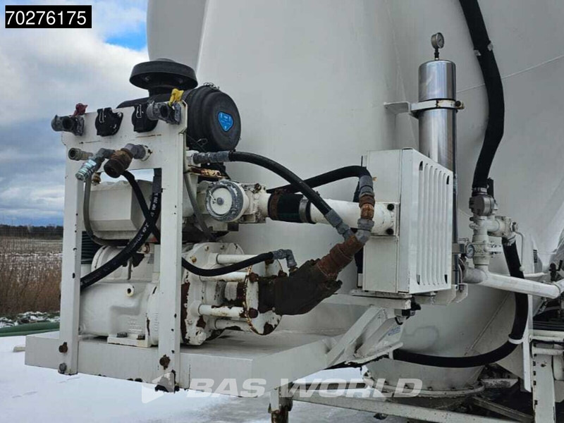 Tank semi-trailer for transportation of food SPITZER SF2755/4P 3 axles 55 m3 Liftachse: picture 9