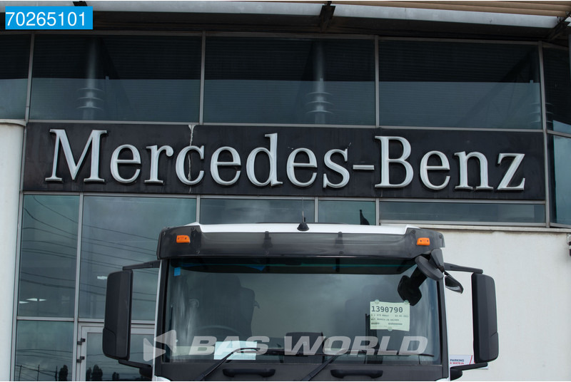 New Tractor unit Mercedes-Benz Actros 2642 6X4 NEW! RHD 2x Tanks Euro 3: picture 7
