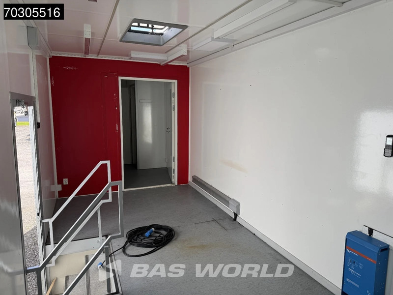 Box truck Volvo FL 250 4X2 14tonner Automatic Exhibition truck EURO 6: picture 6 Box truck Volvo FL 250 4X2 14tonner Automatic Exhibition truck EURO 6: picture 6