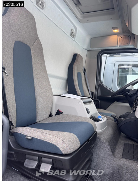 Box truck Volvo FL 250 4X2 14tonner Automatic Exhibition truck EURO 6: picture 18 Box truck Volvo FL 250 4X2 14tonner Automatic Exhibition truck EURO 6: picture 18