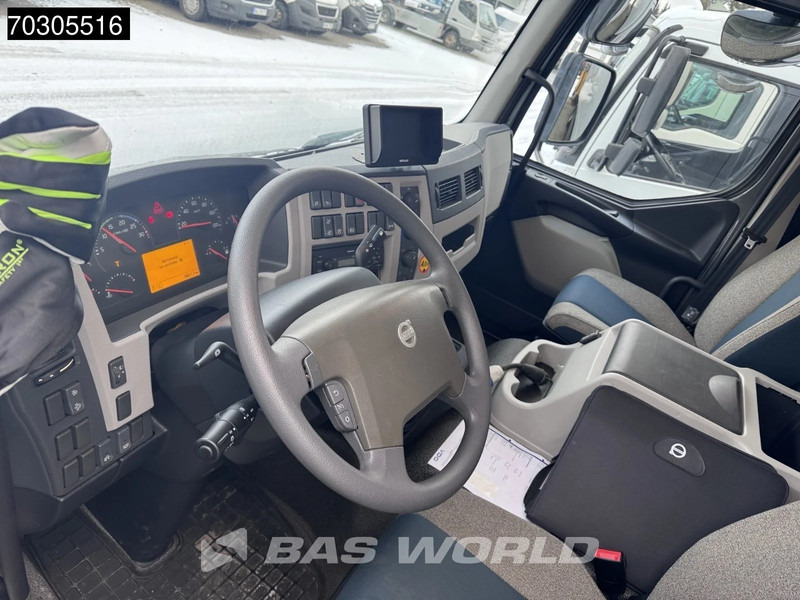 Box truck Volvo FL 250 4X2 14tonner Automatic Exhibition truck EURO 6: picture 13 Box truck Volvo FL 250 4X2 14tonner Automatic Exhibition truck EURO 6: picture 13