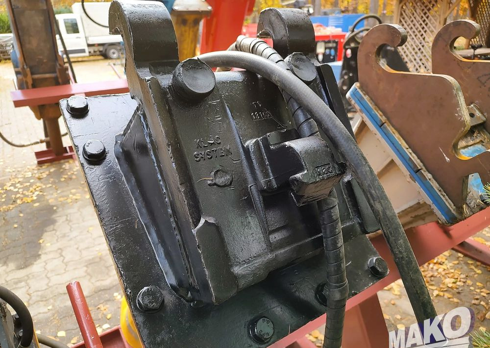 Młot hydrauliczny Montabert SC36 390kg do koparki - Attachment for Construction machinery: picture 4 Młot hydrauliczny Montabert SC36 390kg do koparki - Attachment for Construction machinery: picture 4