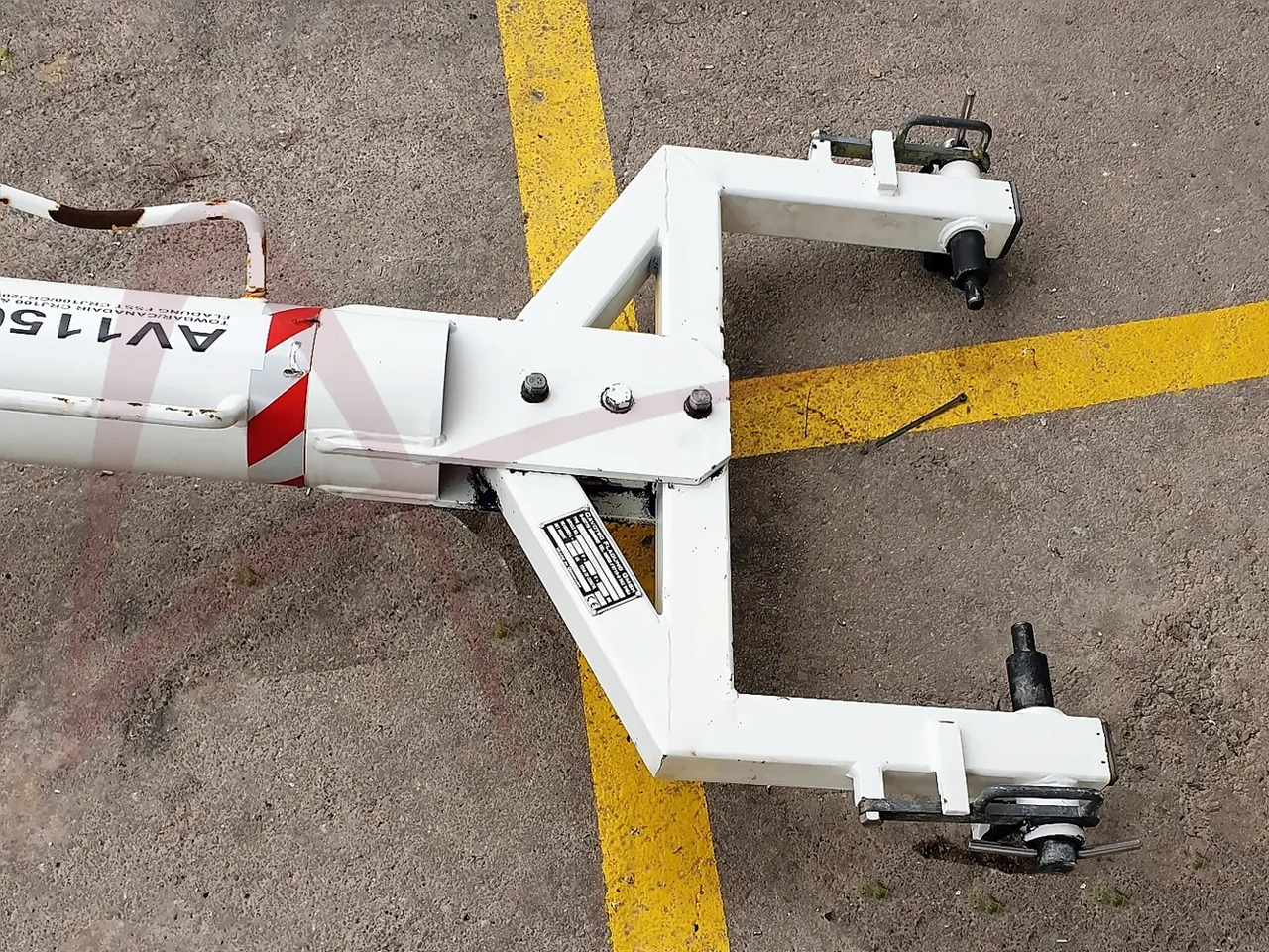 CAVOTEC FLADUNG FSST CRJ100-1000 - Ground support equipment: picture 2 CAVOTEC FLADUNG FSST CRJ100-1000 - Ground support equipment: picture 2