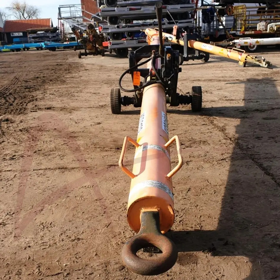 FLADUNG FSST TU154 - Ground support equipment: picture 2 FLADUNG FSST TU154 - Ground support equipment: picture 2