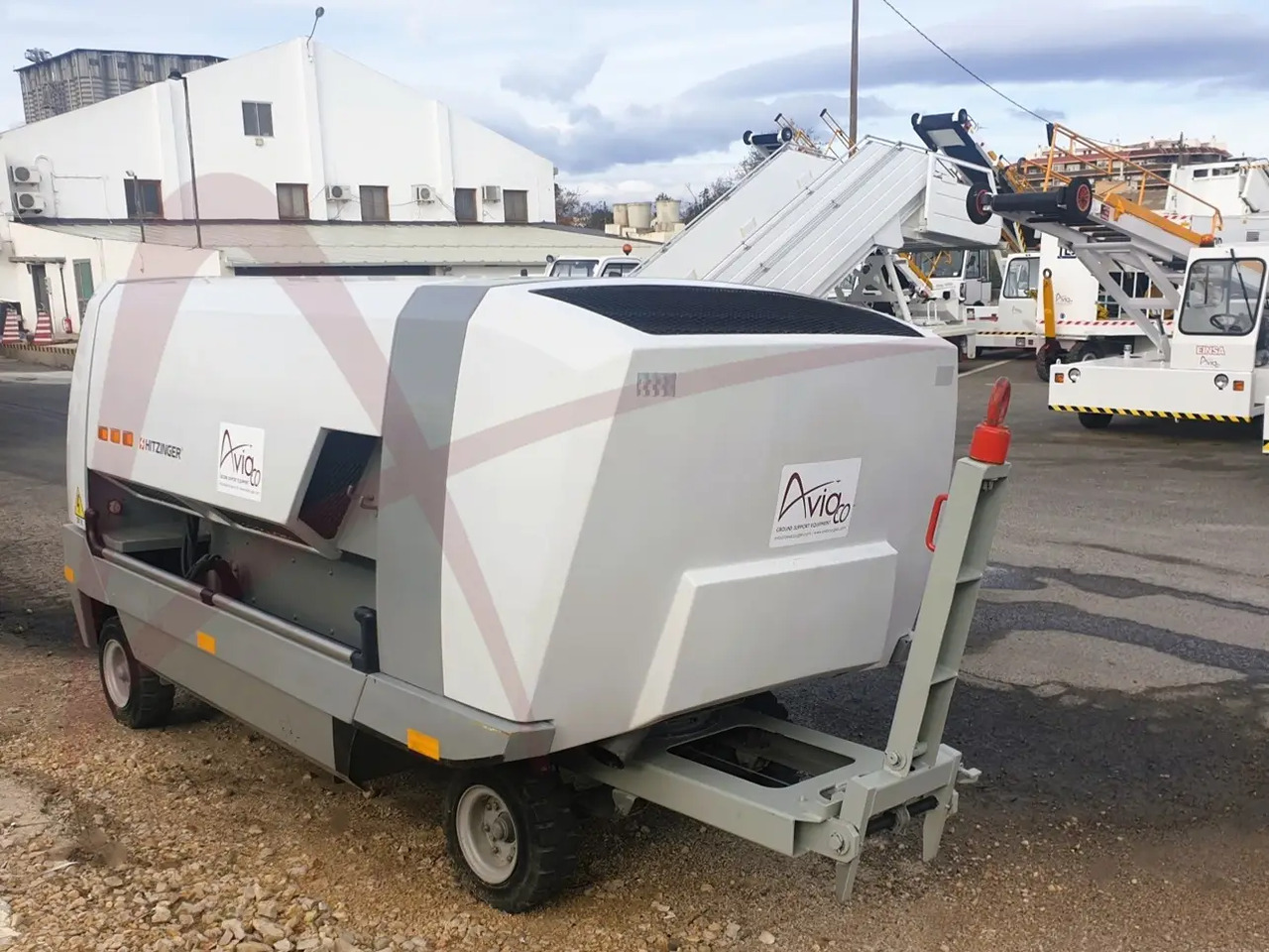 HITZINGER 100MDE18 28 - Ground power unit: picture 1 HITZINGER 100MDE18 28 - Ground power unit: picture 1