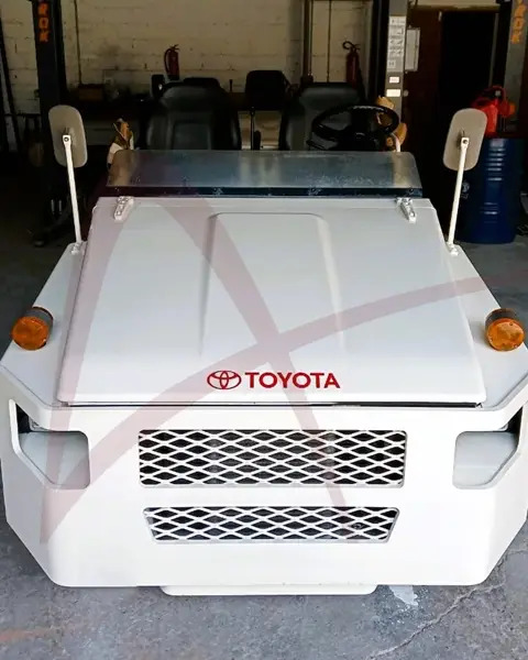 TOYOTA 02-2TD25 - Baggage tractor: picture 3 TOYOTA 02-2TD25 - Baggage tractor: picture 3