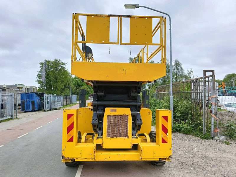 GMG 6094-RT schaarhoogwerper platform hi lift 18 m CE - Scissor lift: picture 4 GMG 6094-RT schaarhoogwerper platform hi lift 18 m CE - Scissor lift: picture 4