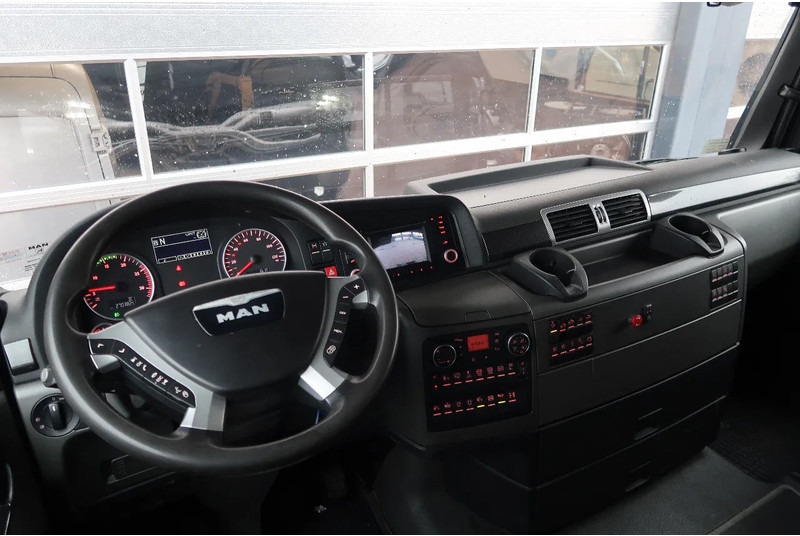 MAN TGX 26.560 6X4/ KIPPER/ RETARDER/ ETC... - Tipper: picture 2 MAN TGX 26.560 6X4/ KIPPER/ RETARDER/ ETC... - Tipper: picture 2