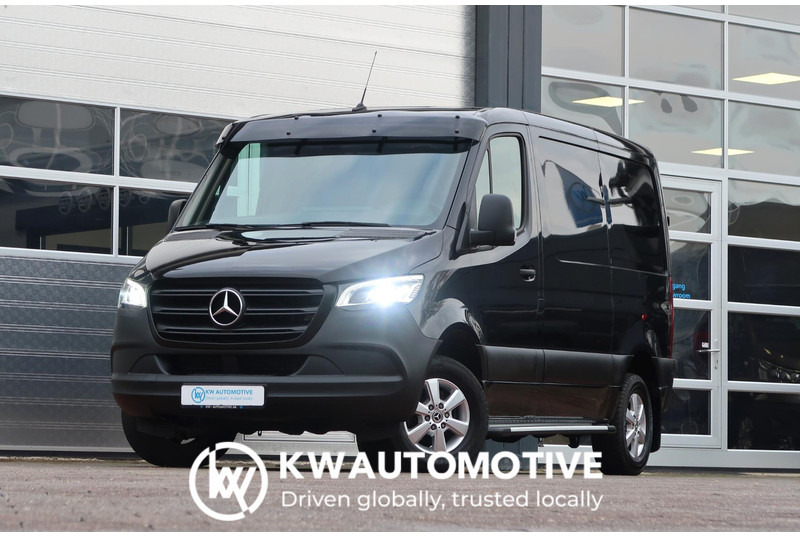 Mercedes-Benz Sprinter 316 2.2 CDI L1H1 RWD AUT/ CAMERA/ LED/ MBUX/ CRUISE/ CLIMA/ TREKHAAK - Small van: picture 1 Mercedes-Benz Sprinter 316 2.2 CDI L1H1 RWD AUT/ CAMERA/ LED/ MBUX/ CRUISE/ CLIMA/ TREKHAAK - Small van: picture 1
