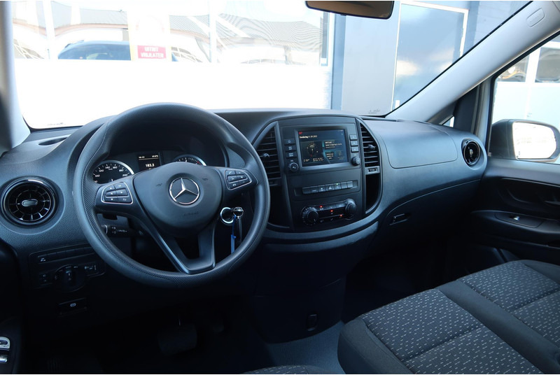Mercedes-Benz Vito Tourer 114 CDI Select Lang AUT/ 9-PERS!/ CAMERA/ CRUISE/ AIRCO/ DAB+/ TREKHAAK - Car: picture 2 Mercedes-Benz Vito Tourer 114 CDI Select Lang AUT/ 9-PERS!/ CAMERA/ CRUISE/ AIRCO/ DAB+/ TREKHAAK - Car: picture 2