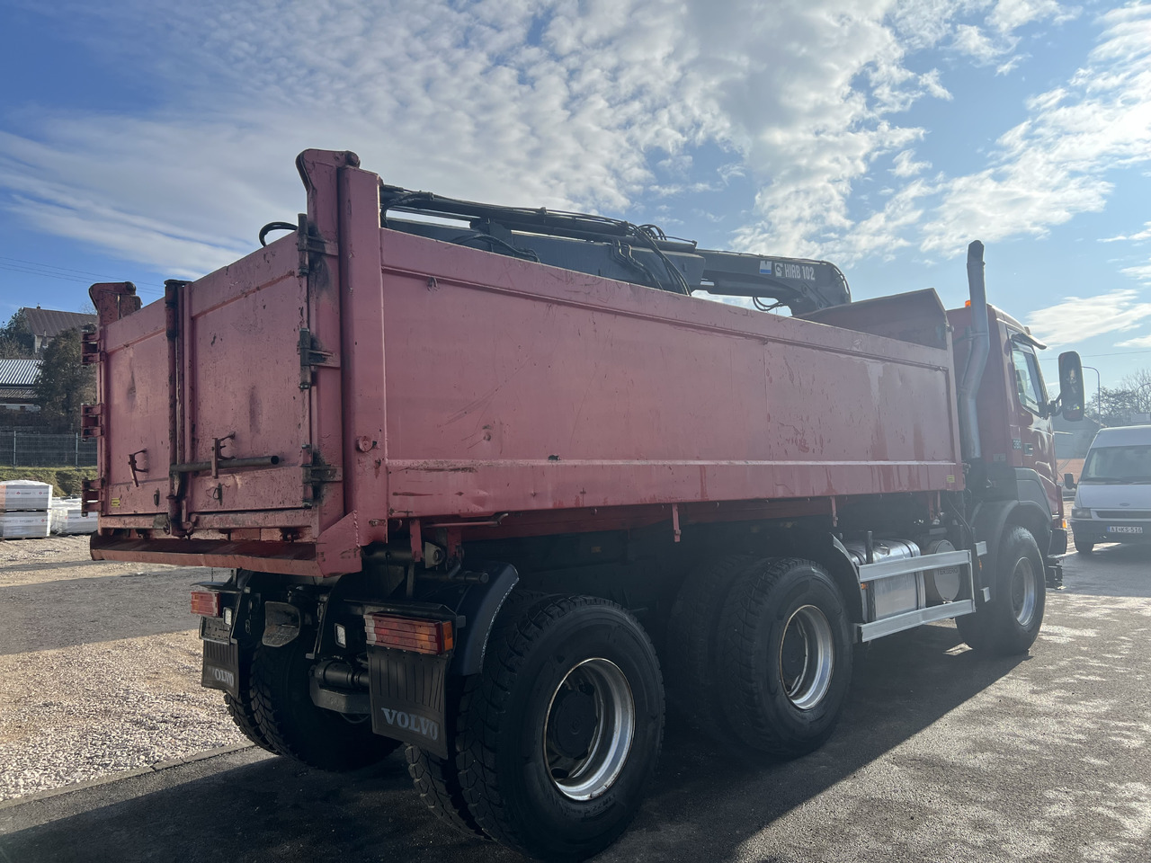 VOLVO FM 12 / 380 / 6X6 / HIAB 102 CRANE / TIPPER / PERFECT CONDITIONS - Truck, Crane truck: picture 3 VOLVO FM 12 / 380 / 6X6 / HIAB 102 CRANE / TIPPER / PERFECT CONDITIONS - Truck, Crane truck: picture 3