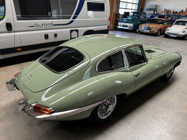 JAGUAR E-Type 4.2 Litre Serie 1.5 FHC Zustand 1... - Car: picture 4 JAGUAR E-Type 4.2 Litre Serie 1.5 FHC Zustand 1... - Car: picture 4