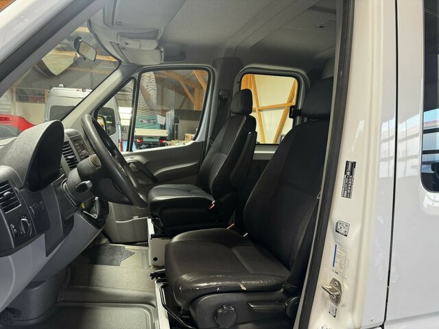 MERCEDES-BENZ Sprinter 316 CDI Doka 4x4 Allrad Plane... - Curtain side van, Combi van: picture 5 MERCEDES-BENZ Sprinter 316 CDI Doka 4x4 Allrad Plane... - Curtain side van, Combi van: picture 5
