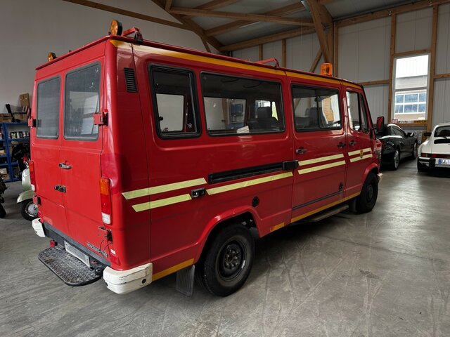 MERCEDES-BENZ T1 310 D Bremer Kombi Feuerwehr1. Hand... - Car: picture 3 MERCEDES-BENZ T1 310 D Bremer Kombi Feuerwehr1. Hand... - Car: picture 3