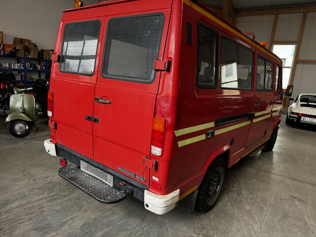 MERCEDES-BENZ T1 310 D Bremer Kombi Feuerwehr1. Hand... - Car: picture 4 MERCEDES-BENZ T1 310 D Bremer Kombi Feuerwehr1. Hand... - Car: picture 4