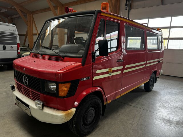 MERCEDES-BENZ T1 310 D Bremer Kombi Feuerwehr1. Hand... - Car: picture 1 MERCEDES-BENZ T1 310 D Bremer Kombi Feuerwehr1. Hand... - Car: picture 1