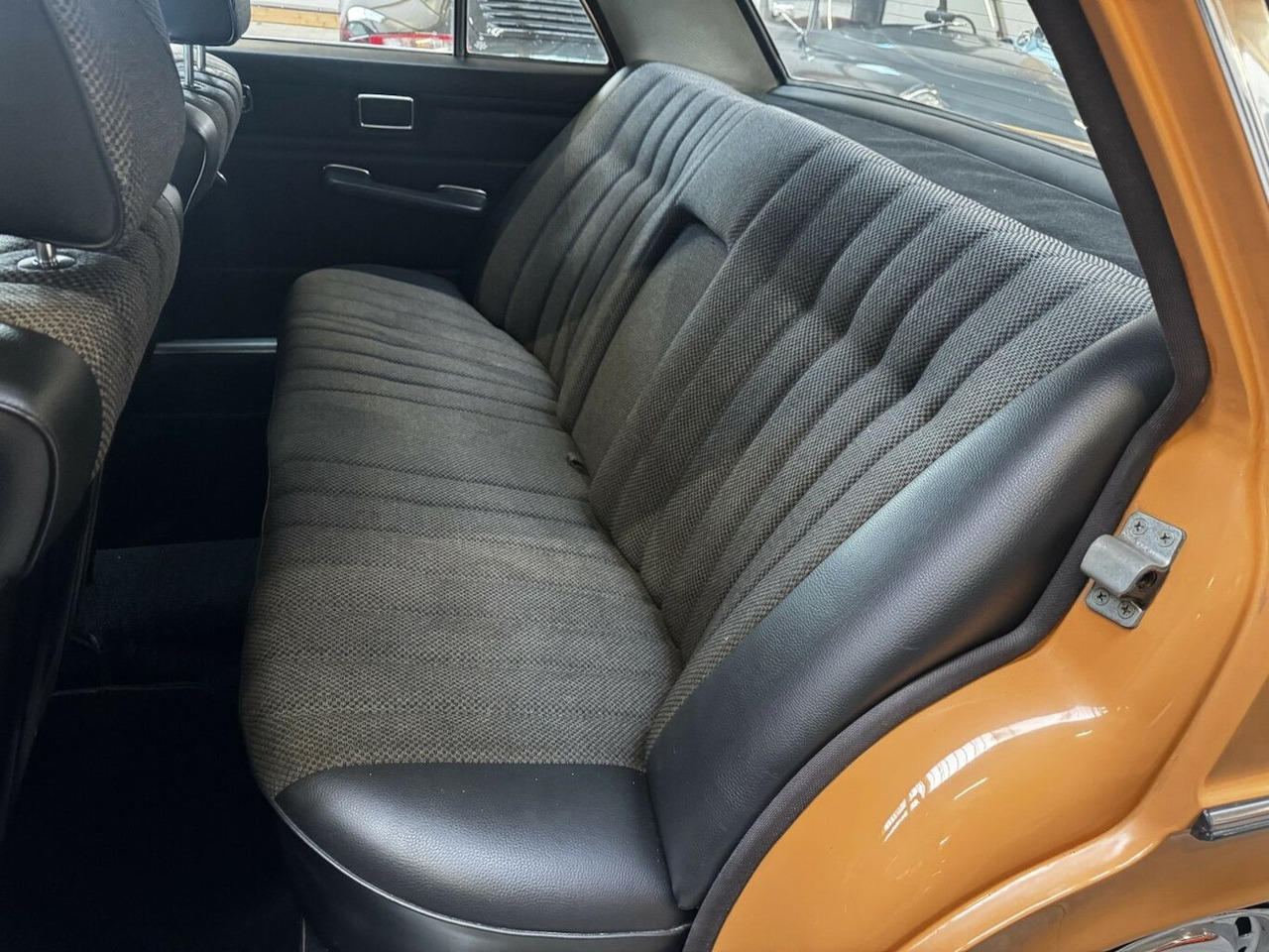 Leasing of  Mercedes-Benz 200 D/8 Mercedes-Benz 200 D/8: picture 14