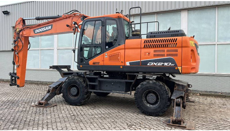 Doosan DX 210 W-5 2020 - Wheel excavator: picture 4 Doosan DX 210 W-5 2020 - Wheel excavator: picture 4