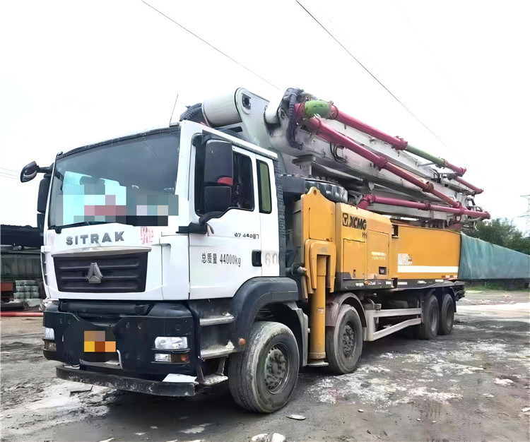 XCMG Official 2021 Year Hb62V Construction Machinery 62m Used Concrete Pump Truck for Sale - Concrete pump truck: picture 3 XCMG Official 2021 Year Hb62V Construction Machinery 62m Used Concrete Pump Truck for Sale - Concrete pump truck: picture 3