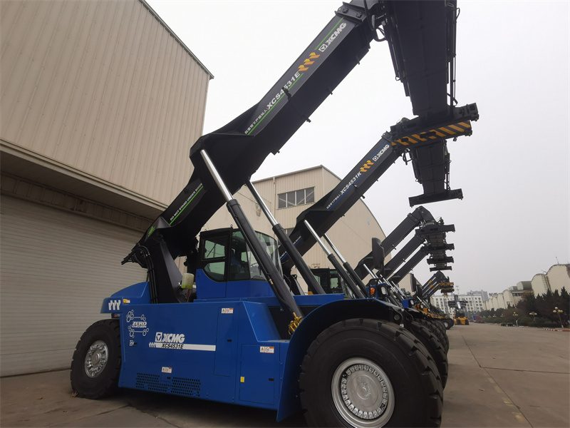 XCMG Official 45 Tons Pure Electric Container Reach Stacker XCS4531E Reach Stacker Crane Forklift - Reach stacker: picture 3 XCMG Official 45 Tons Pure Electric Container Reach Stacker XCS4531E Reach Stacker Crane Forklift - Reach stacker: picture 3
