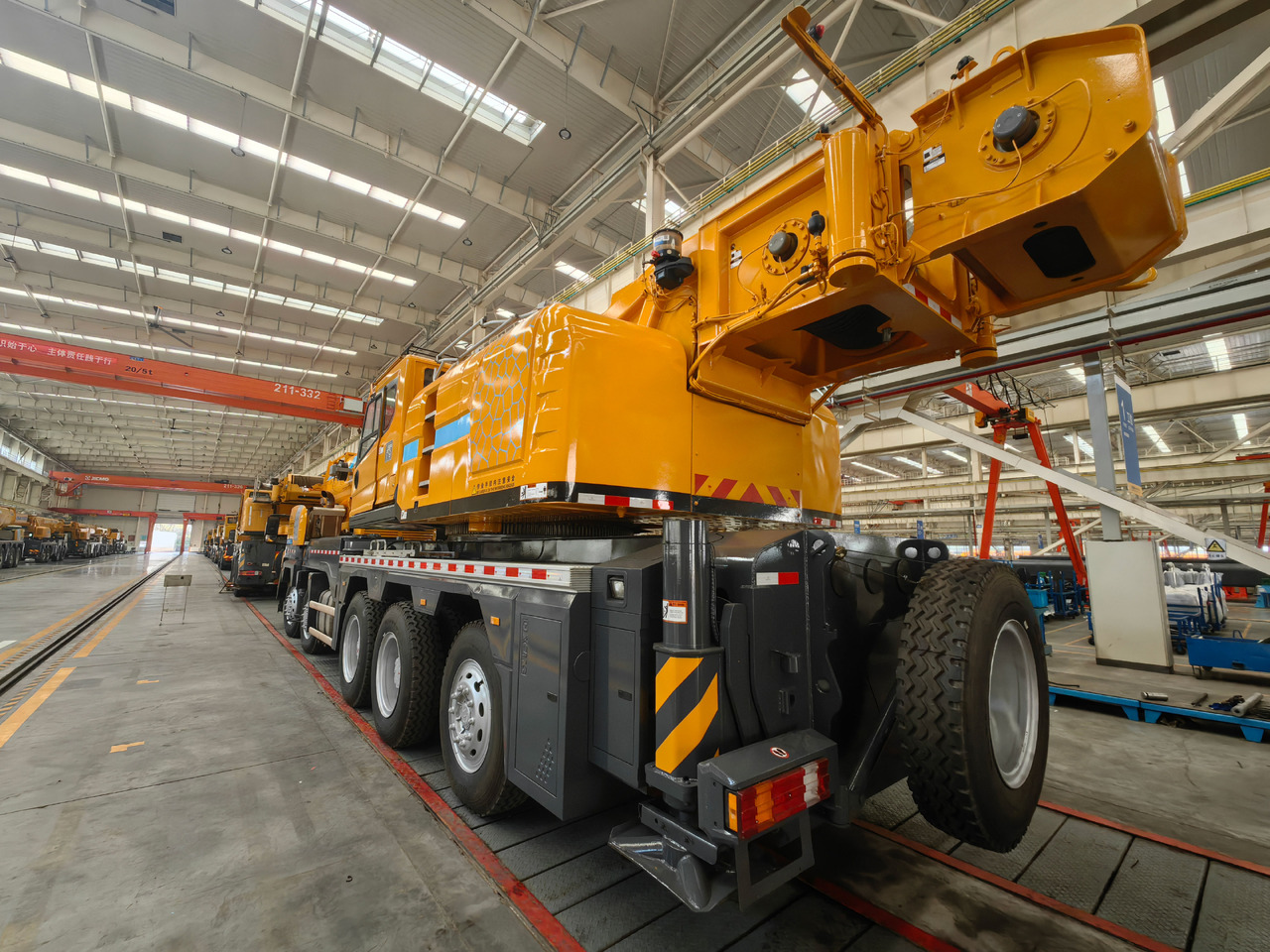 XCMG Official Mobile Crane Machine XCT110 110t Used Truck Crane For Sale - Mobile crane: picture 2 XCMG Official Mobile Crane Machine XCT110 110t Used Truck Crane For Sale - Mobile crane: picture 2