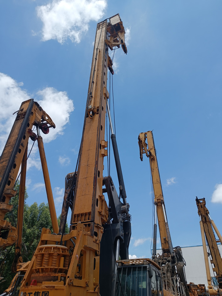 XCMG Official Second Hand 2020 Year XR240E Rotary Drilling Crawler Drilling Machine With Best Sale - Drilling rig: picture 3 XCMG Official Second Hand 2020 Year XR240E Rotary Drilling Crawler Drilling Machine With Best Sale - Drilling rig: picture 3