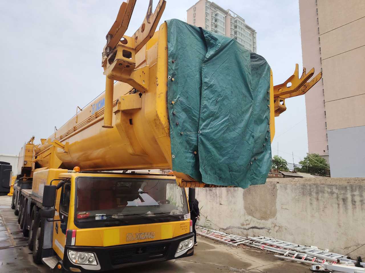 XCMG Official Second Hand Construction Big Crane QAY650A 650 Tons All Terrain Cranes With Good Condition - All terrain crane: picture 2 XCMG Official Second Hand Construction Big Crane QAY650A 650 Tons All Terrain Cranes With Good Condition - All terrain crane: picture 2