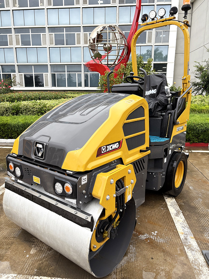 XCMG XD120VT diesel 2ton Light Mini Road Roller Machine - Road roller: picture 2 XCMG XD120VT diesel 2ton Light Mini Road Roller Machine - Road roller: picture 2