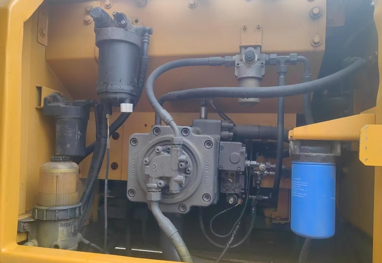 Crawler excavator XCMG XE215DA 20ton medium used crawler excavator hydraulic price: picture 8