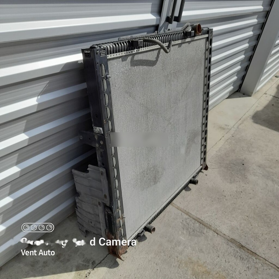 DAF XF 106 1940146 truck - Radiator for Truck: picture 2 DAF XF 106 1940146 truck - Radiator for Truck: picture 2