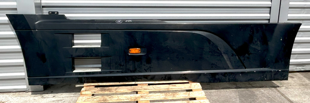 DAF XF 106 480 SIDESKIRT + MUDGUARD - Aerodynamics/ Spoiler: picture 1 DAF XF 106 480 SIDESKIRT + MUDGUARD - Aerodynamics/ Spoiler: picture 1