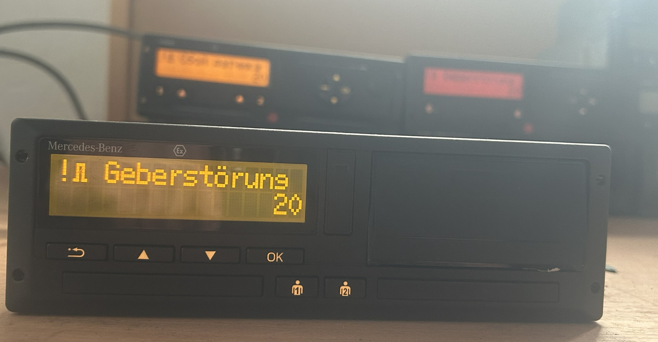 MERCEDES-BENZ AROCS MP4 A0024467133 - Tachograph: picture 1 MERCEDES-BENZ AROCS MP4 A0024467133 - Tachograph: picture 1