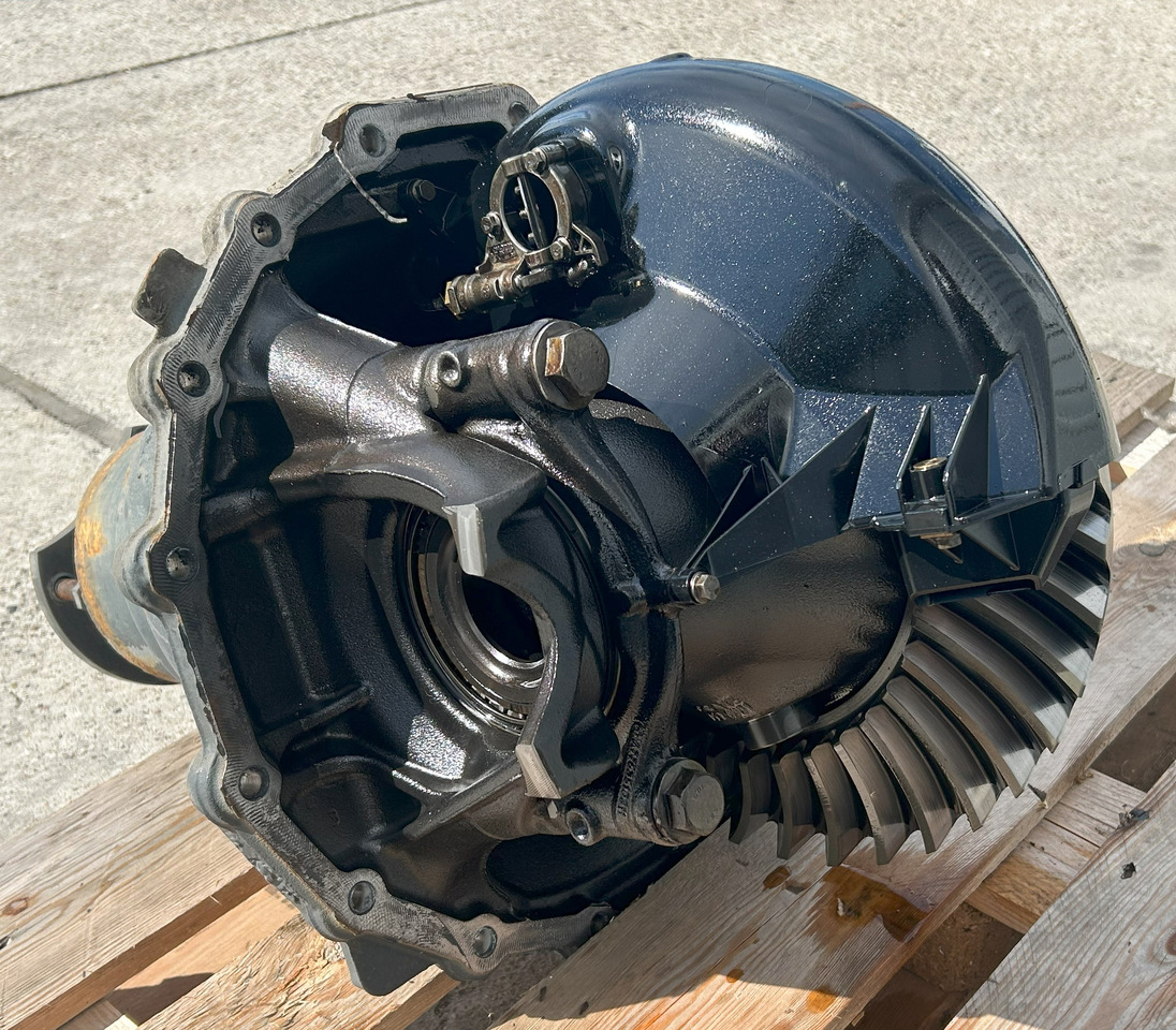 MERCEDES-BENZ DIFFERENTIAL WITH THROTTLE ACTROS MP4 R440-13 2,533 - Rear axle for Truck: picture 2 MERCEDES-BENZ DIFFERENTIAL WITH THROTTLE ACTROS MP4 R440-13 2,533 - Rear axle for Truck: picture 2