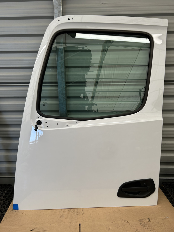 MERCEDES DOOR LEFT narrow cab M-CLASSIC SPACE ACTROS AROCS MP4 MP5 BRAND NEW - Door and parts: picture 1 MERCEDES DOOR LEFT narrow cab M-CLASSIC SPACE ACTROS AROCS MP4 MP5 BRAND NEW - Door and parts: picture 1