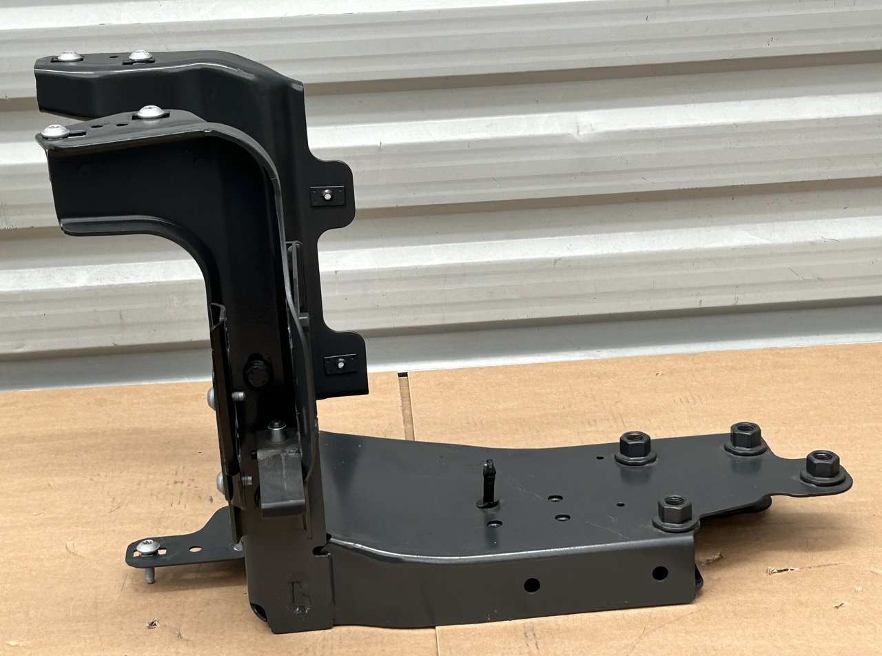 MERCEDES MOUNTING STEERING STEP SUPPORT AROCS ACTROS MP4 MP5 - Body and exterior: picture 1 MERCEDES MOUNTING STEERING STEP SUPPORT AROCS ACTROS MP4 MP5 - Body and exterior: picture 1