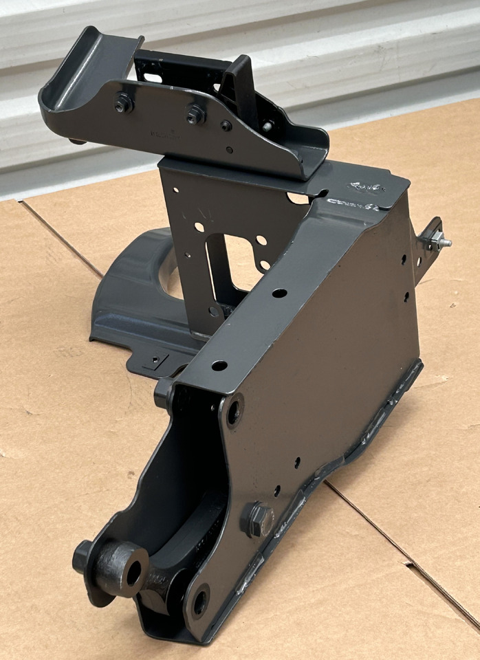 MERCEDES MOUNTING STEERING STEP SUPPORT AROCS ACTROS MP4 MP5 - Body and exterior: picture 4 MERCEDES MOUNTING STEERING STEP SUPPORT AROCS ACTROS MP4 MP5 - Body and exterior: picture 4