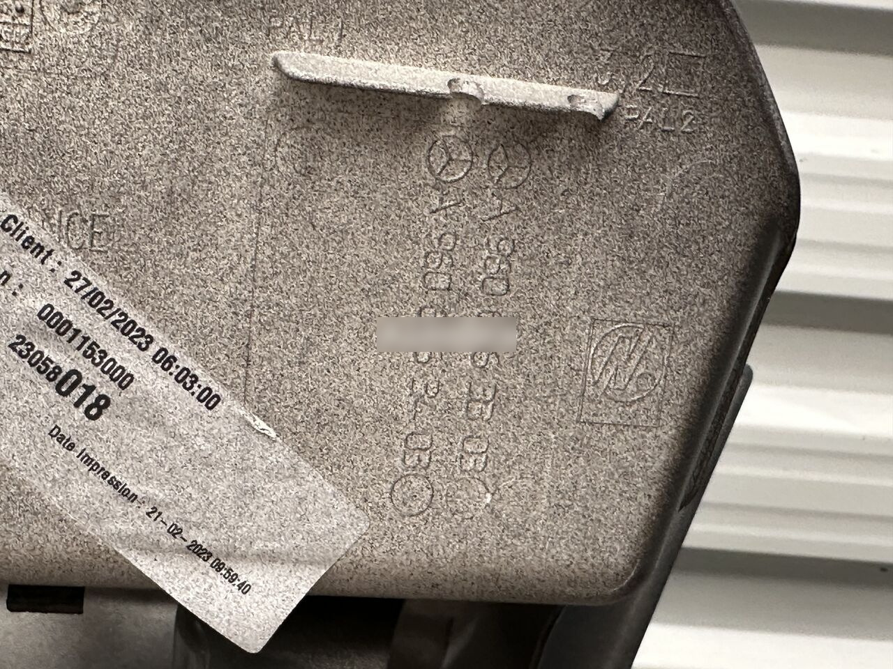 Mercedes-Benz ACTROS MP4 A9606663303 Mercedes-Benz A9606663303 - Footstep for Truck: picture 4 Mercedes-Benz ACTROS MP4 A9606663303 Mercedes-Benz A9606663303 - Footstep for Truck: picture 4