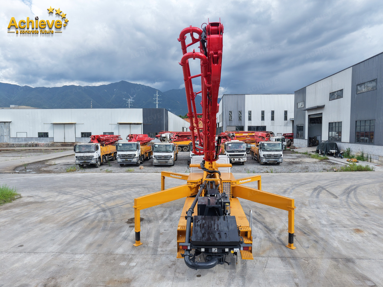 Concrete pump truck PUTZMEISTER Mercedes-Benz M36-4 2018 ACTROS 3341【ACHIEVE】TOP CONDITION!!!: picture 11 Concrete pump truck PUTZMEISTER Mercedes-Benz M36-4 2018 ACTROS 3341【ACHIEVE】TOP CONDITION!!!: picture 11