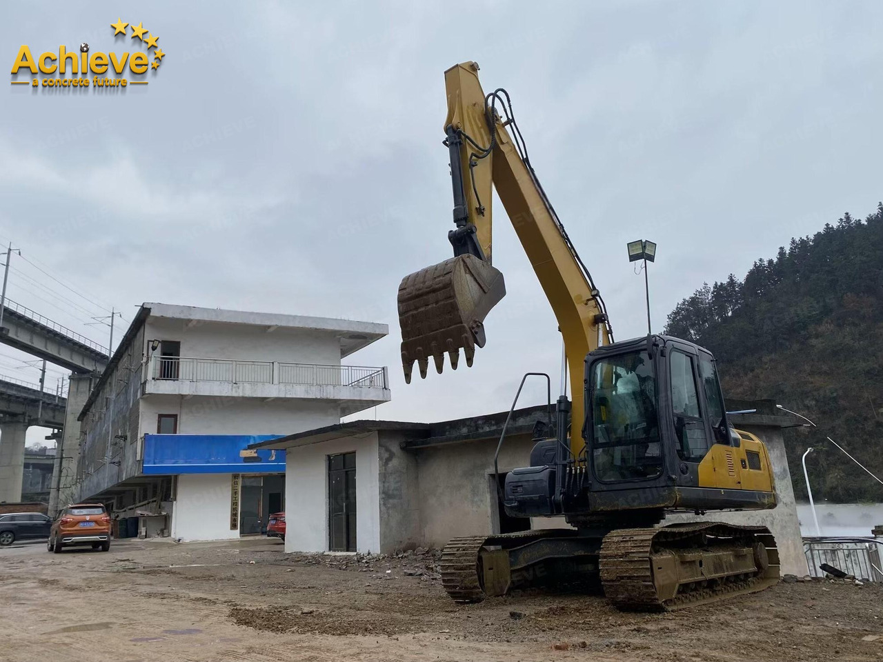 XCMG XE135D 0.32-0.61(0.52) m³ 86/2200 kw/rpm QSF3.8 260 L 99.1 kN 【ACHIEVE】 TOP CONDITION!!! - Crawler excavator: picture 5 XCMG XE135D 0.32-0.61(0.52) m³ 86/2200 kw/rpm QSF3.8 260 L 99.1 kN 【ACHIEVE】 TOP CONDITION!!! - Crawler excavator: picture 5