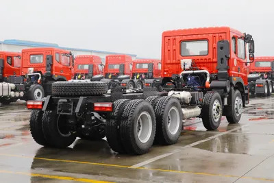 8X4 Tractor Unit 12-Wheeler Dongfeng 300HP Dumper Truck with 8m Cargo Box - Tipper: picture 1 8X4 Tractor Unit 12-Wheeler Dongfeng 300HP Dumper Truck with 8m Cargo Box - Tipper: picture 1
