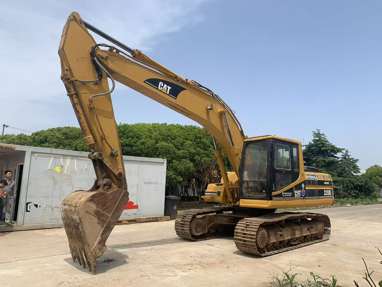 CATERPILLAR 320BL Used Excavator with Original Color - Crawler excavator: picture 1 CATERPILLAR 320BL Used Excavator with Original Color - Crawler excavator: picture 1