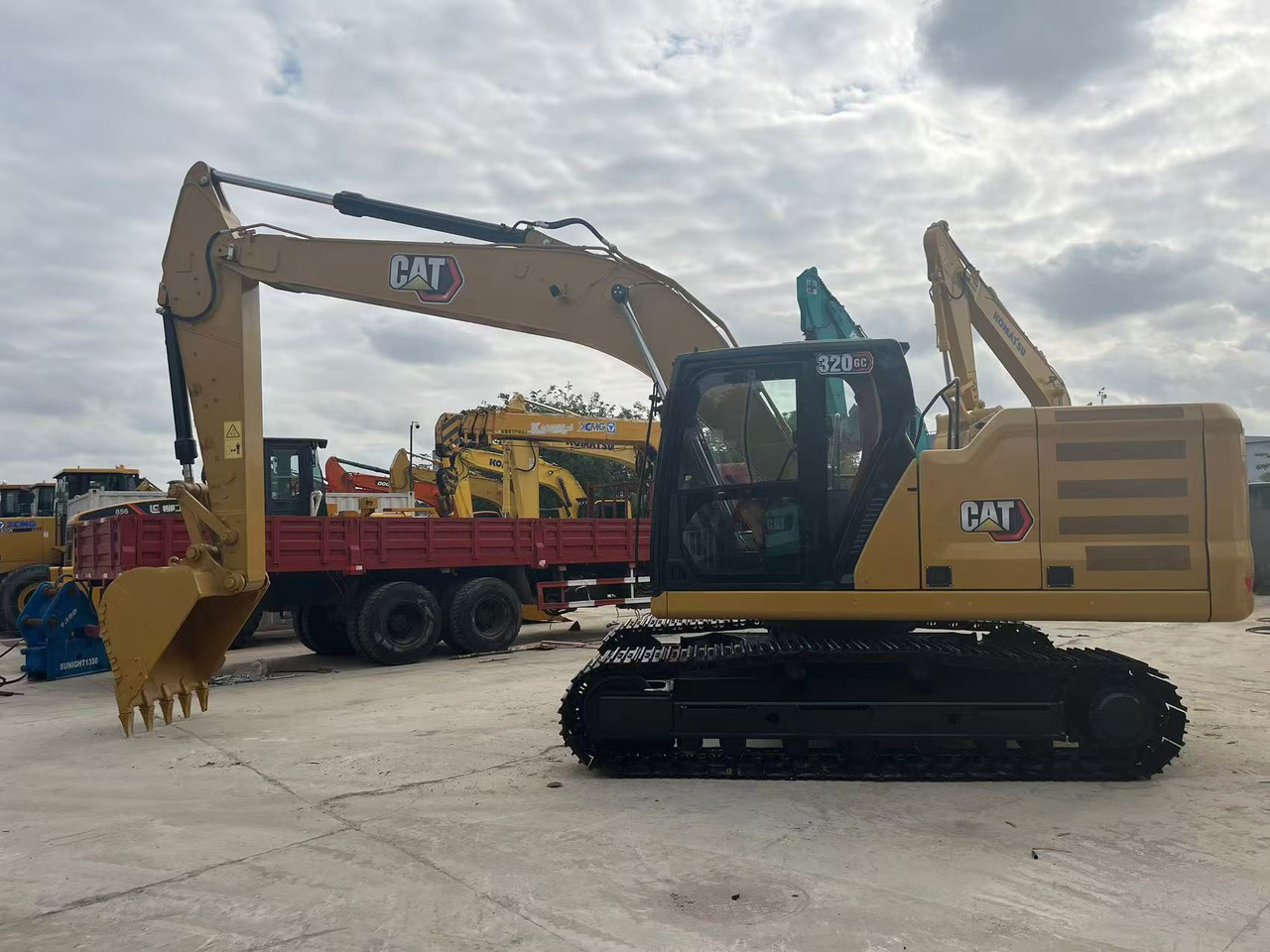 CATERPILLAR CAT 320GC Excavator Caterpillar C4.4 ACERT 510N·m Max Torque 145hp Gross Power - Crawler excavator: picture 2 CATERPILLAR CAT 320GC Excavator Caterpillar C4.4 ACERT 510N·m Max Torque 145hp Gross Power - Crawler excavator: picture 2
