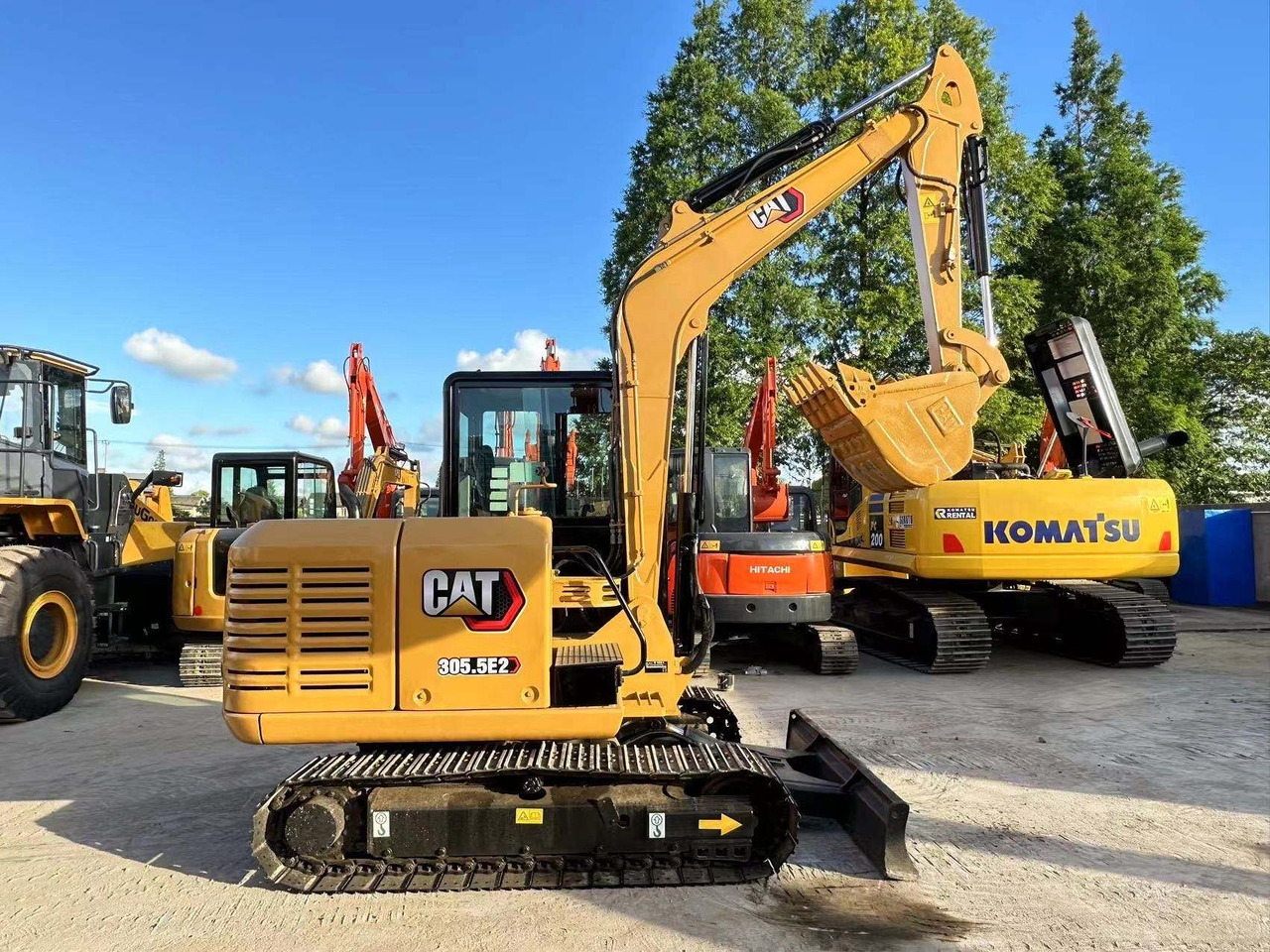 CATERPILLAR Used Excavator CAT 305.5E 5.3 Ton C2.4 DI Engine Mini Compact Construction Digger - Mini excavator: picture 1 CATERPILLAR Used Excavator CAT 305.5E 5.3 Ton C2.4 DI Engine Mini Compact Construction Digger - Mini excavator: picture 1