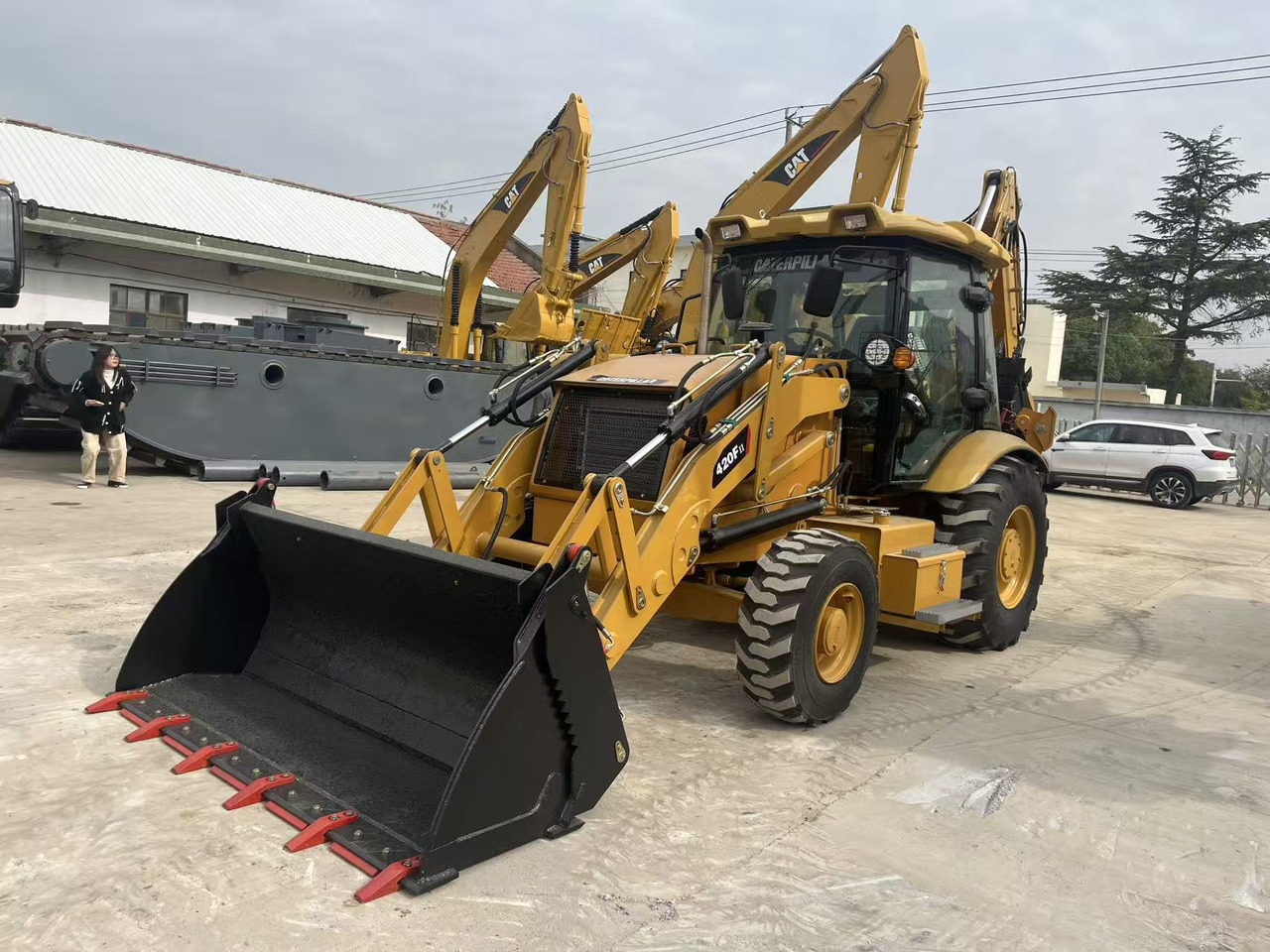 Caterpillar New 420F Backhoe Loader CAT 93hp Construction Loader Backhoe Global Export - Backhoe loader: picture 1 Caterpillar New 420F Backhoe Loader CAT 93hp Construction Loader Backhoe Global Export - Backhoe loader: picture 1