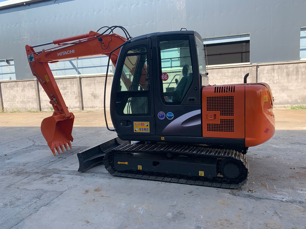 Hitachi Mini Excavator ZX70, ZX75, ZX60 Cheap Excavator Machine - Crawler excavator: picture 1 Hitachi Mini Excavator ZX70, ZX75, ZX60 Cheap Excavator Machine - Crawler excavator: picture 1