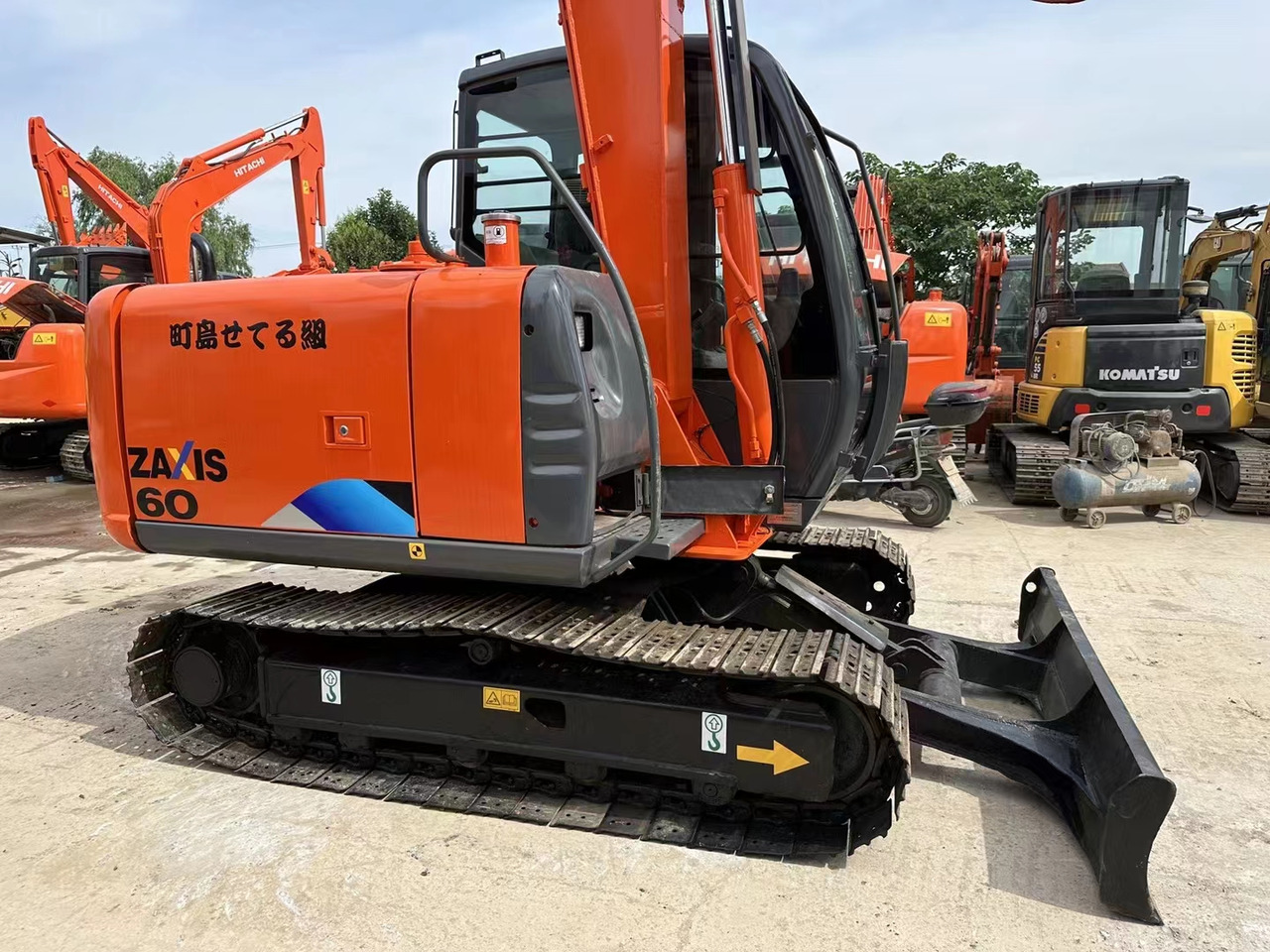 Hitachi ZX60 Mini Excavator Cheap Machine - Crawler excavator: picture 2 Hitachi ZX60 Mini Excavator Cheap Machine - Crawler excavator: picture 2