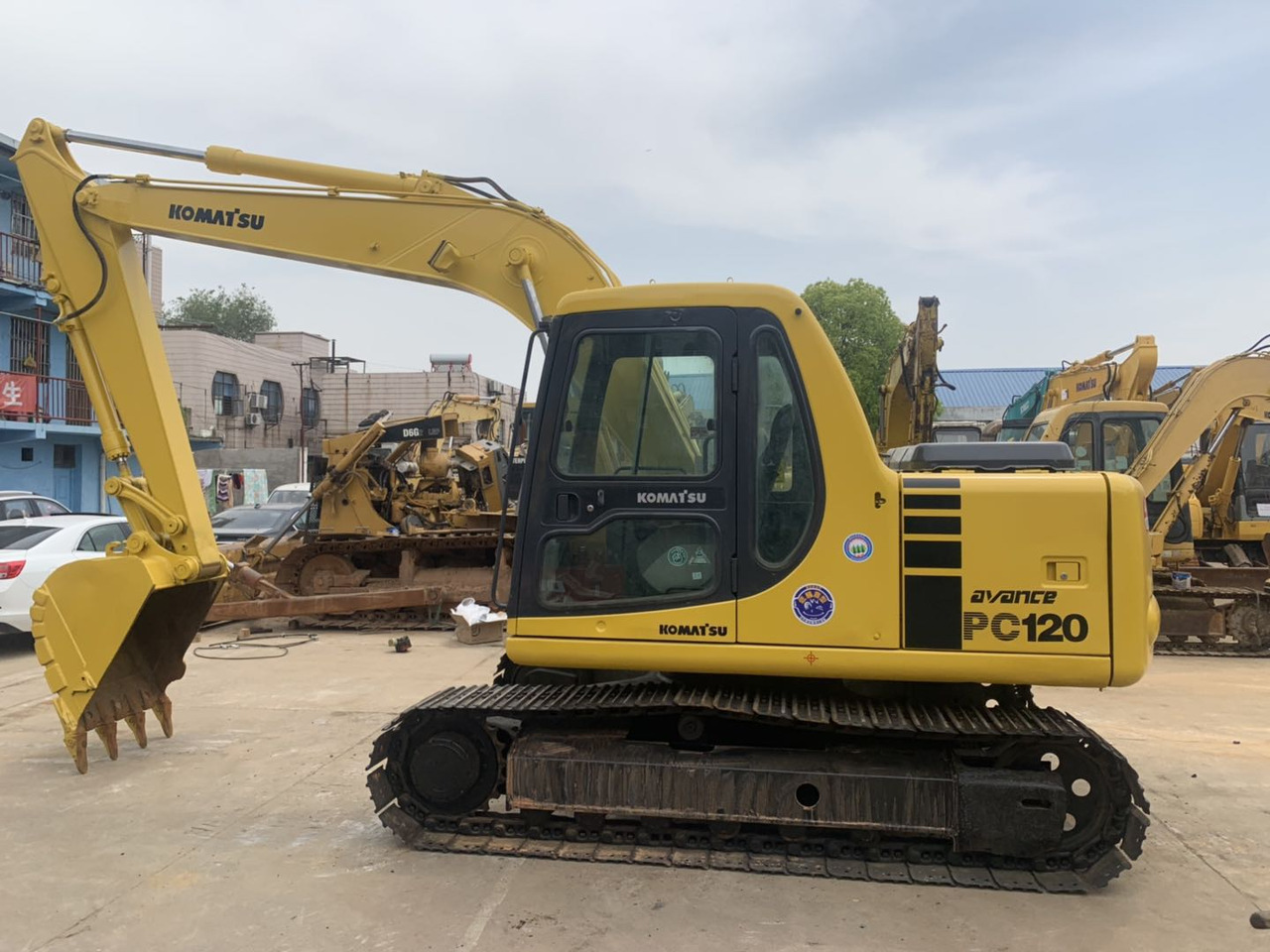 Komatsu PC120 Secondhand Excavator Good Price on Sale - Crawler excavator: picture 1 Komatsu PC120 Secondhand Excavator Good Price on Sale - Crawler excavator: picture 1