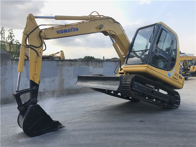 Komatsu PC60 Excavator 6 ton Small Digger Made in Japan - Crawler excavator: picture 4 Komatsu PC60 Excavator 6 ton Small Digger Made in Japan - Crawler excavator: picture 4