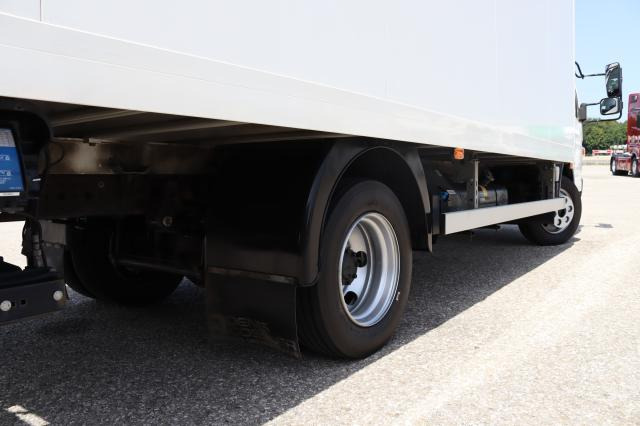 FUSO Canter 7C18 AMT - Box van: picture 4 FUSO Canter 7C18 AMT - Box van: picture 4