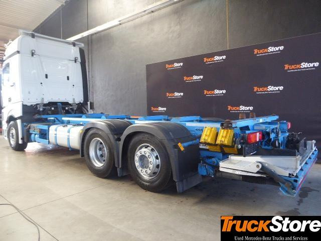 Mercedes-Benz Actros 2551LL LENKACHSE - Container transporter/ Swap body truck: picture 4 Mercedes-Benz Actros 2551LL LENKACHSE - Container transporter/ Swap body truck: picture 4